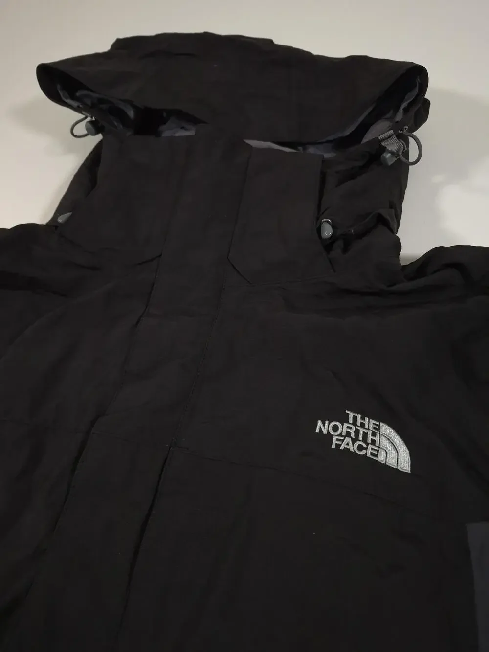 The North Face Jacket Mens L Black HyVent Hooded Waterproof Rain Shell Hiking